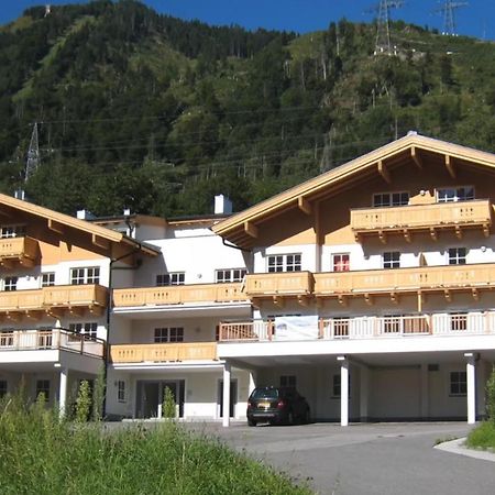Alpinresort Kaprun 11 Bagian luar foto