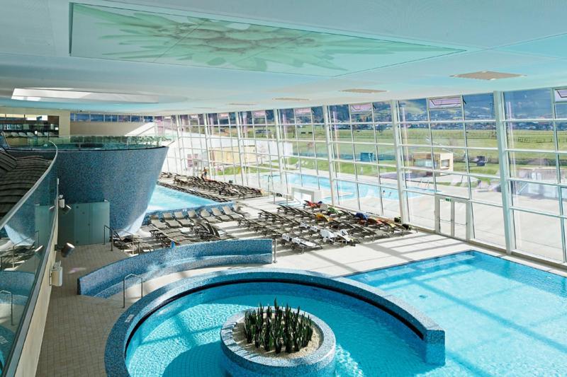Alpinresort Kaprun 11 Bagian luar foto