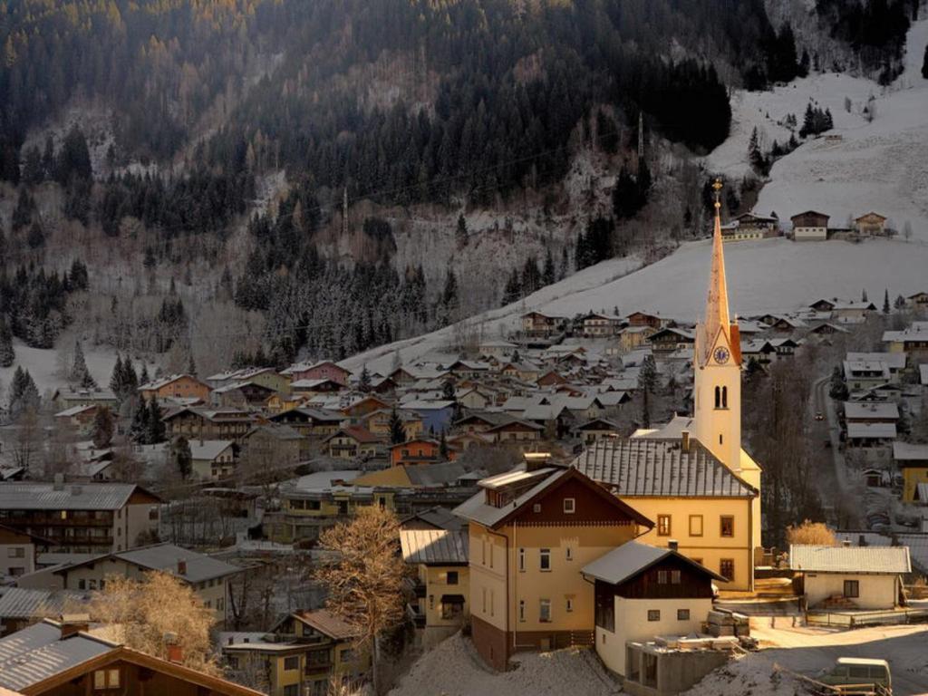 Alpinresort Kaprun 11 Bagian luar foto